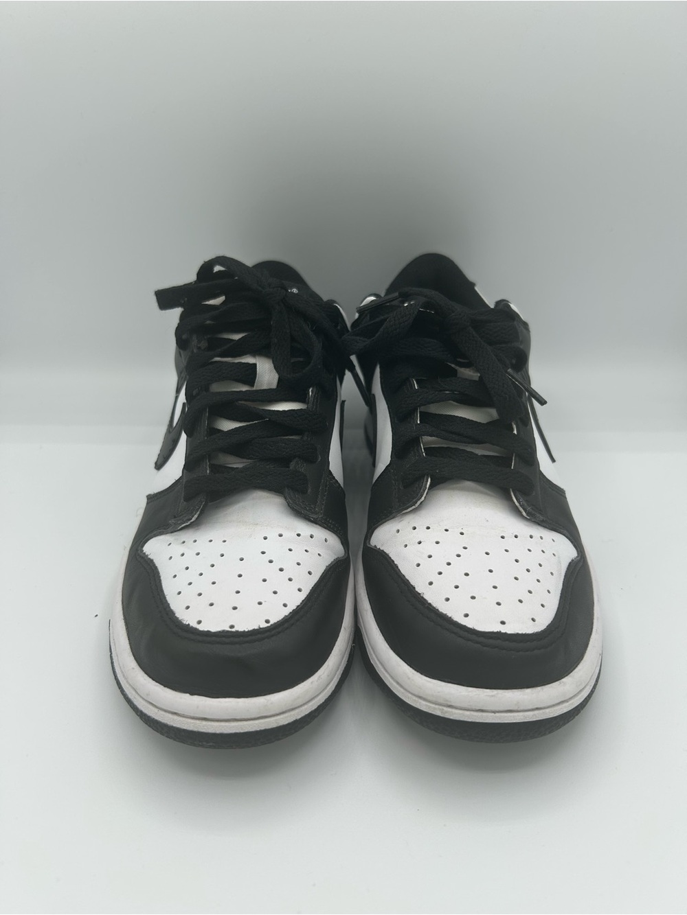 Nike Black and White (panda) Kids Low-Top Sneakers